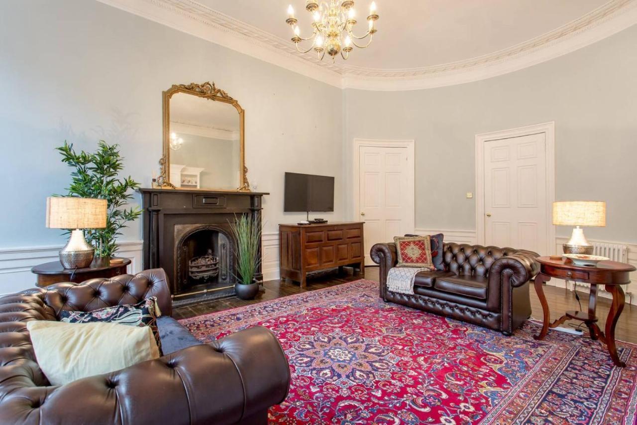 Joivy Converted Flat In Historic Building In New Town Единбург Екстер'єр фото